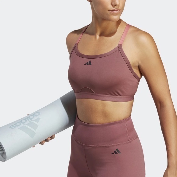 NWT. ADIDAS Women’s Sports Bra - Picture 1 of 7